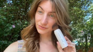 'Jane Iredale Powder-Me SPF 30 Dry Sunscreen Review'