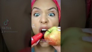 'Blush with apple: fruit makeup challenge!