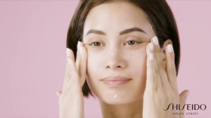 'How to Use Shiseido White Lucent Brightening Gel Cream | Skincare | Shiseido'