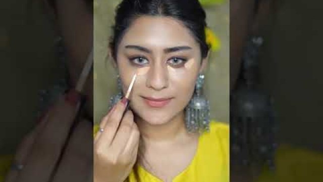'Easy Indian Makeup Look for Ethnic Wear ft.@Ria Sehgal | Independence Day Special | Nykaa #shorts'