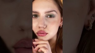 'Testing Lethal Cosmetics plush lip cream “Tailwind”'