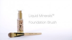 'How to Apply jane iredale Foundation Liquid Minerals | LovelySkin'