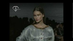 'fashiontv | FTV.com - MODELS TRACY TRINITA FEM AH 99/2000'