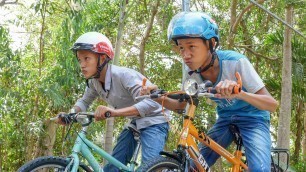 'NERF GUN BIKE RACING BATTLE'
