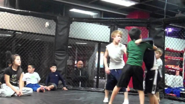 '4OZ  Fight Club Kids MMA Lil ones'