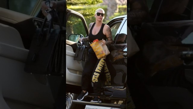 'Amber Rose Eating Unhealthy Food'