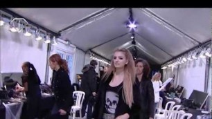 'fashiontv | FTV.com - LILY DONALDSON MODELS F/W 09 -10'
