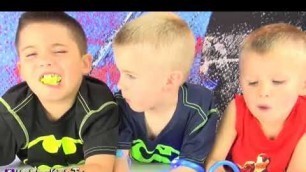 'BUBBLE GUM Sculpting! HobbyKids Turn Their Gums into Art HobbyKidsTV'
