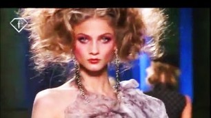 'Fashion Week  Review - Paris Fashion Week Fall 2010 | FashionTV - FTV.com'