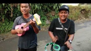 'Rindu Segala Galanya | Pengamen Nyasar Ke Kampung'