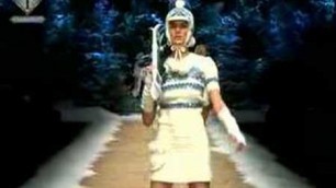 'fashiontv | FTV.com - D&G FW MILAN FALWINTER 2006'