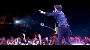 'GREEN DAY (Billie Joe) - \"Kids in America\" [Music Video | No Fun Mondays]'