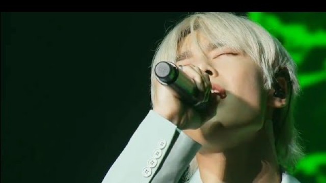 'Stray Kids I.N Cover \"La La La Love Song\" by 久保田 利伸 || SKZ MANIAC WORLD TOUR IN JAPAN'