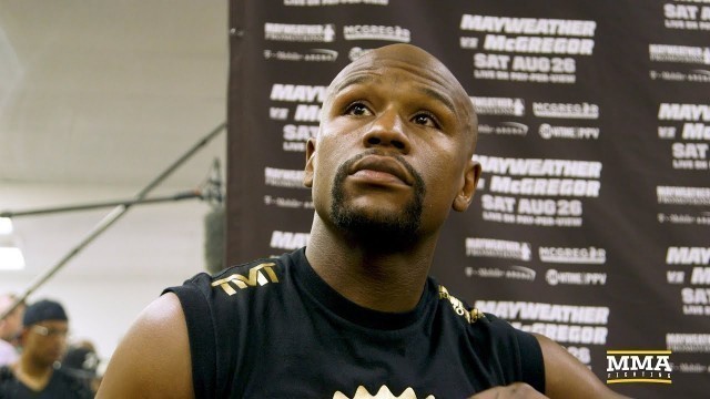 'Floyd Mayweather Media Workout Scrum - MMA Fighting'