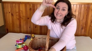 'Healthy and unhealthy food with Majka'
