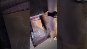 '10 yıllık birikimimi makyaj malzemesine yatırmışımdır 