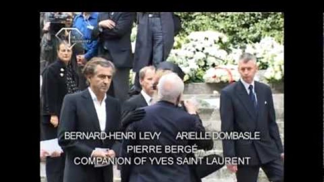 'fashiontv | FTV.com - YVES SAINT LAURENT FUNERAL 2008 PARIS'
