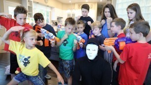 'Nerf Blaster Challenge : Ninja Kids, Superhero Kids, Twin Toys & Extreme Toys Vs The Game Master'