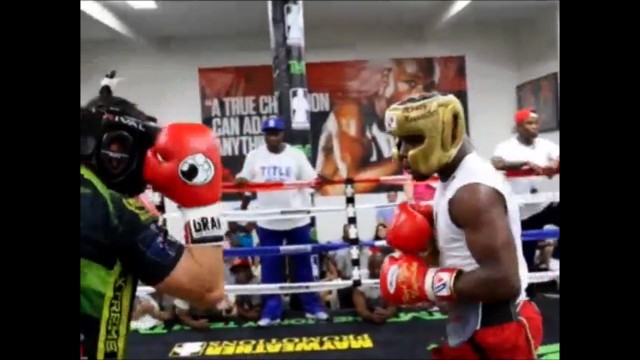 'Watch Floyd Mayweather wreck a sparring partner in training for Pacquiao fight'