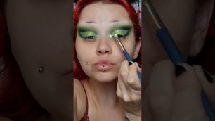 'Colourpop x Hocus Pocus 2 Collection • Halloween Glam Tutorial 