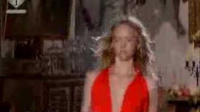 'fashiontv | FTV.com - FIRST FACE TALK - GEMMA WARD FEM PE 2005'