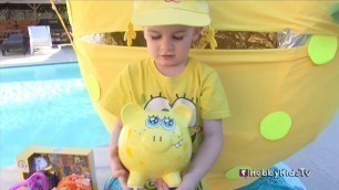 'GIANT SpongeBob SURPRISE Eggs! Toys Review by HobbyFamilyTV'
