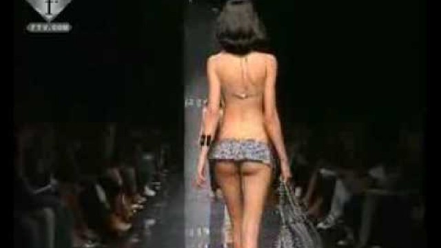 'fashiontv | FTV.com - FISICO- WOMEN P/E 2008 - FULL SHOW'