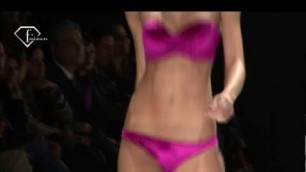 'fashiontv | FTV.com - SAO PAULO FW S/S 2010 -PAOLA ROBBLA SWIMWEAR SHOW PART 1'