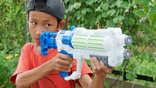 'NERF GUN WATER BATTLE SHOT'
