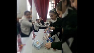 'healthy and unhealthy food..classification game'