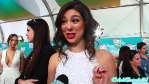 'Kira Kosarin Talks THE THUNDERMANS Season 4 | 2016 Kids\' Choice Awards'