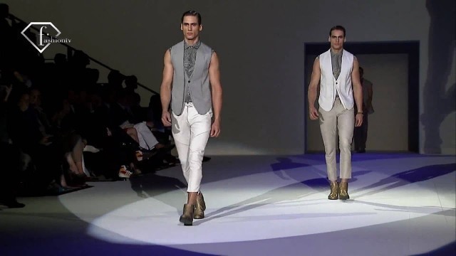 'fashiontv | FTV.com - MILAN MEN S/S 2011 FW - EMPORIO ARMANI FULL SHOW'