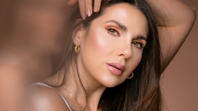 'CHARLOTTE TILBURY FULL LOOK | MAKEUP TUTORIAL with MOST LOVED PRODUCTS | ALI ANDREEA'