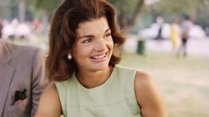 '8 Beauty Lessons We Learned From Jackie Kennedy | Southern Living'