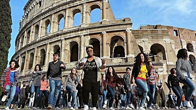 'Uptown Funk Vocal Workout at THE ROMAN COLOSSEUM - Cheryl Porter vocal coach'