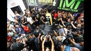 'Floyd Mayweather Media Workout (Complete) - MMA Fighting'