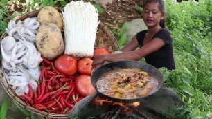 'Yummy seafood again with Octopus curry spicy for lunch food ideas & Eating delicious'