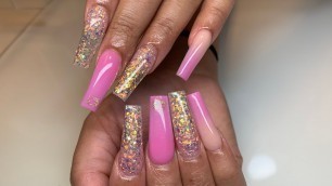 Simple Hello Kitty Freestyle Acrylic Nails