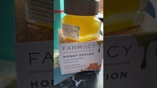 'Farmacy Beauty Honey Potion renewing antioxidant hydration mask review.'