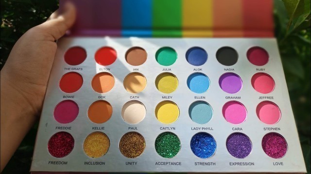 'Foo Faced Proud Eyeshadow Palette Review | Daraz Makeup | Affordable Eyeshadow Palette #Darazpk'