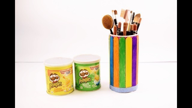 'DIY MAKEUP STORAGE IDEAS with Pringles | Organizer'