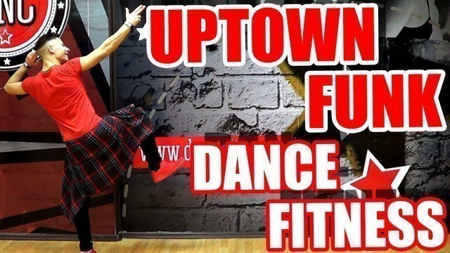 'DANCE FITNESS - UPTOWN FUNK - MARK RONSON #ZUMBA #ZUMBAFITNESS'