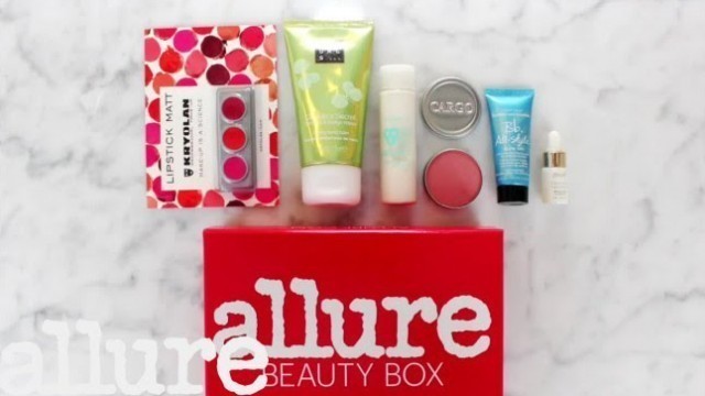First Look Inside the October 2015 Allure Beauty Box