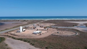 DJI Spark fly by of SpaceX Launch pad
