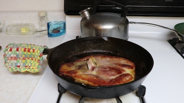 'Sous- Vide Cooking/ham steak in cast iron frying pan'