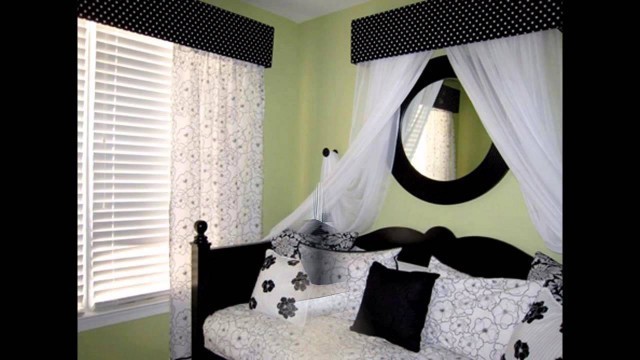 Fascinating Black and white bedroom decorating ideas