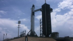 Запуск пилотируемого корабля SpaceX к МКС
