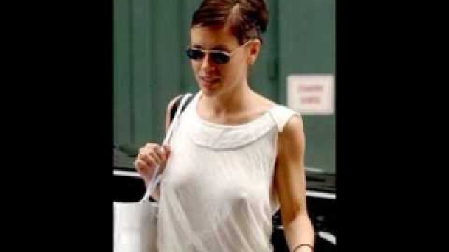 Smokin Hot Alyssa Milano In totally Hot New Video