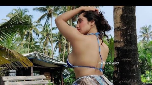 'Fitness Model Hot Aditi Mistry Beach Bikini Video || Viral Hot Video ||'