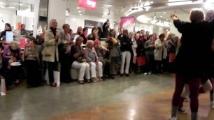 'Männer-Fitness zur  Ladies Night.avi'